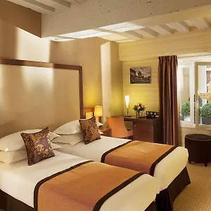 Saint Honore Hotel